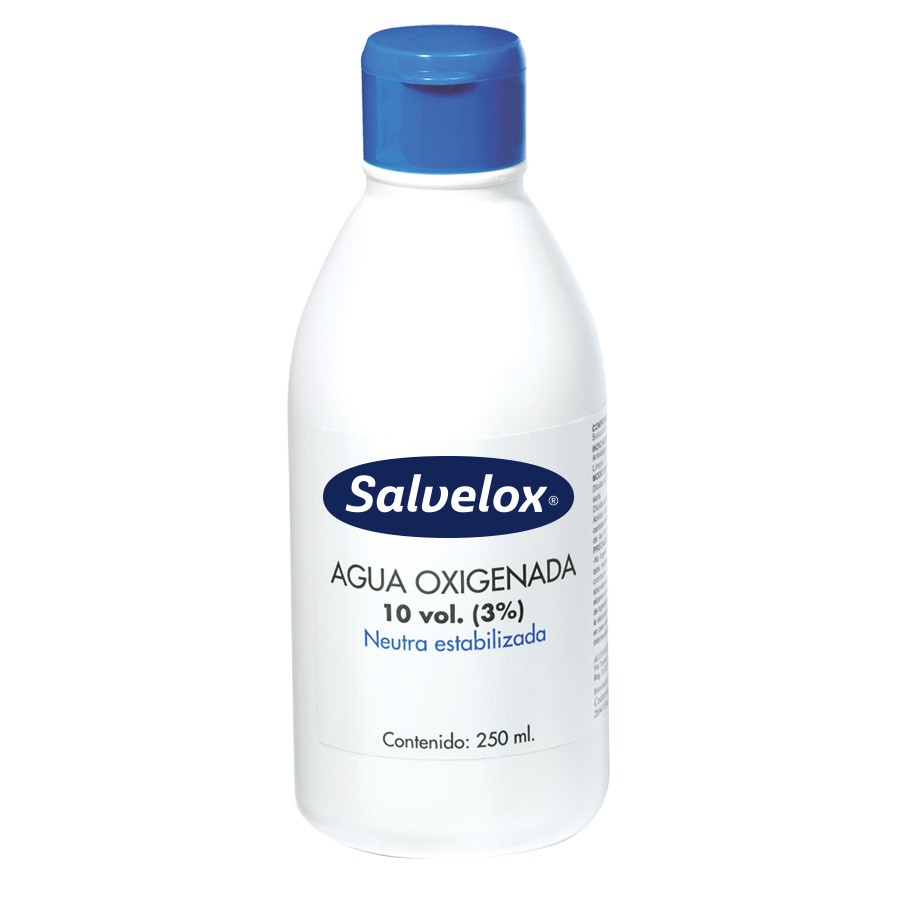 Agua oxigenada salvelox 250ml Imagen de Agua oxigenada salvelox 250ml