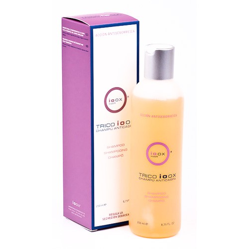 Tricoioox champú anticaspa 250ml Imagen de Tricoioox champú anticaspa 250ml